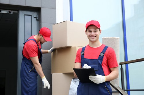 Local movers navigating access and parking challenges in Islington