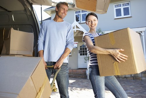 Checklist and preparation items for removals in Islington